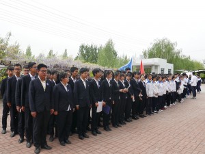 职业中专学生来我公司参观学习